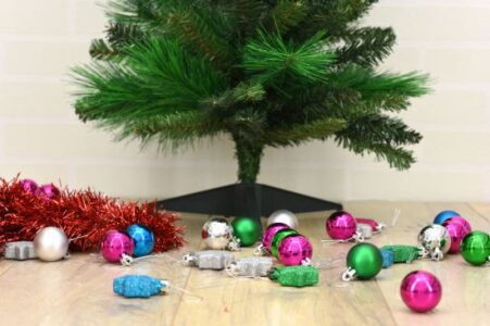 Choosing an Eco-Friendly Artificial Tree Image